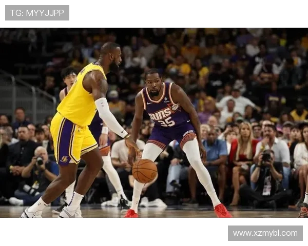 大神三分对决深红团队谁能在赛场上笑到最后的精彩较量